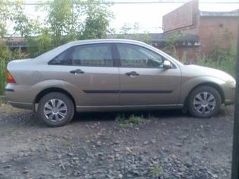 2003 Ford Focus Photos