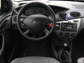 2003 Ford Focus Pictures