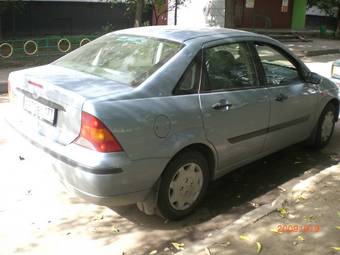 2003 Ford Focus Pics