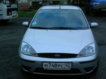 2004 Ford Focus Pictures