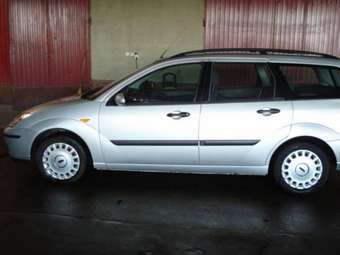 2004 Ford Focus Pictures