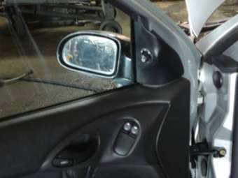 2004 Ford Focus Pictures