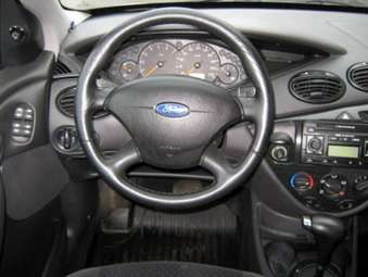2004 Ford Focus Pictures