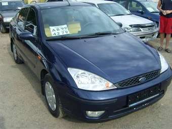 2004 Ford Focus Images