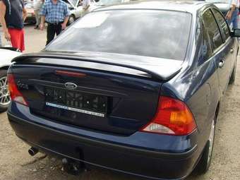 2004 Ford Focus Pictures