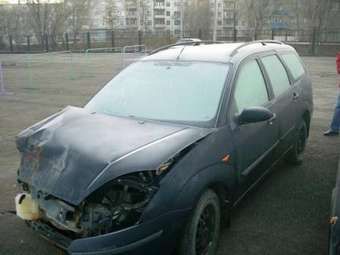 2004 Ford Focus Pics