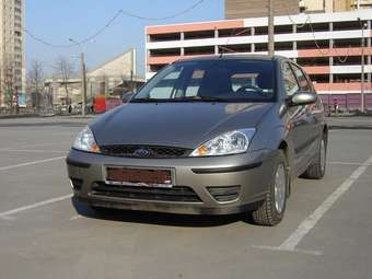 2004 Ford Focus Pictures