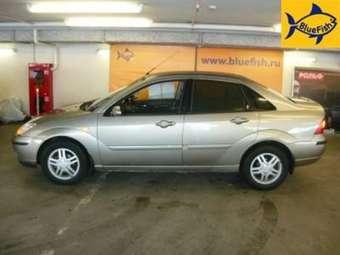 2004 Ford Focus Images