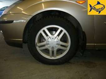 2004 Ford Focus Pics
