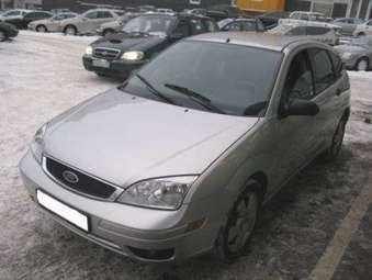 2004 Ford Focus Pics
