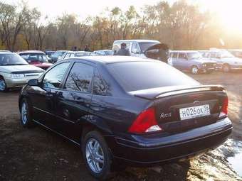 2004 Ford Focus Images
