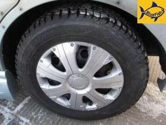 2004 Ford Focus Photos