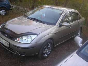 2004 Ford Focus Pics