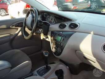 2004 Ford Focus Pictures