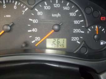 2004 Ford Focus Photos