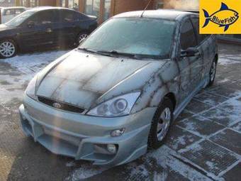 2004 Ford Focus Pictures
