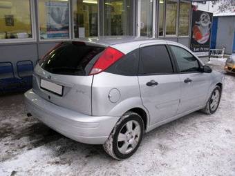 2004 Ford Focus Pictures