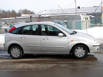 2004 Ford Focus Pictures