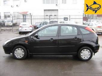 2004 Ford Focus Pictures