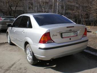 2004 Ford Focus Pictures