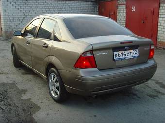 2004 Ford Focus Pictures