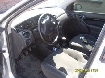 2004 Ford Focus Pictures