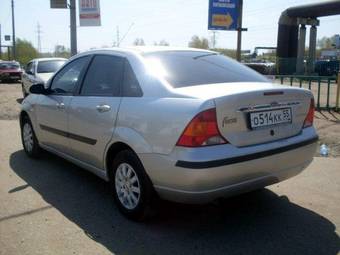 2004 Ford Focus Pics