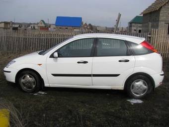 2004 Ford Focus Pictures