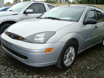 2004 Ford Focus Photos