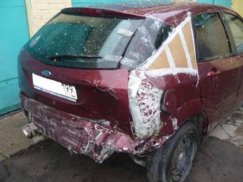 2004 Ford Focus Pictures