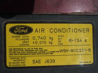 2004 Ford Focus Pictures