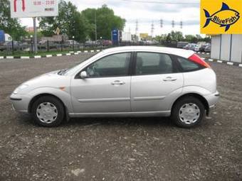 2004 Ford Focus Images