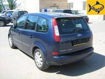 2004 Ford Focus Pictures