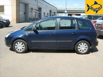 2004 Ford Focus Pictures