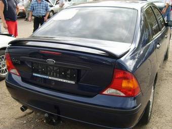 2004 Ford Focus Pictures