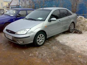 2004 Ford Focus Pics