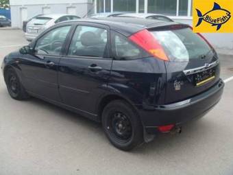 2004 Ford Focus Photos