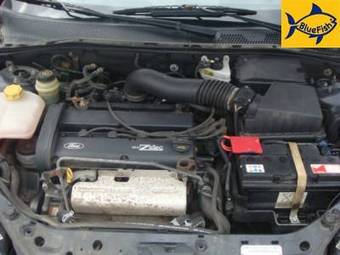 2004 Ford Focus Images
