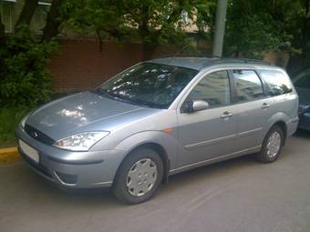 2004 Ford Focus Photos