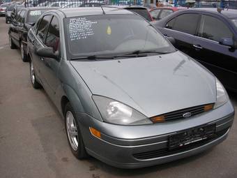 2004 Ford Focus Pictures