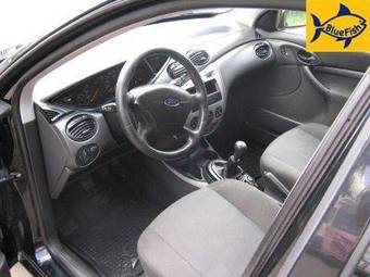 2004 Ford Focus Pictures