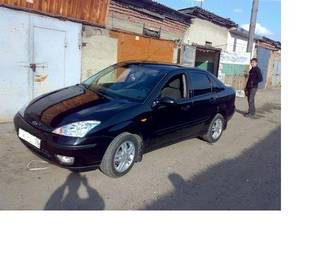2004 Ford Focus Pictures