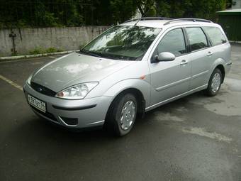2004 Ford Focus Photos