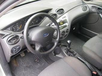 2004 Ford Focus Wallpapers