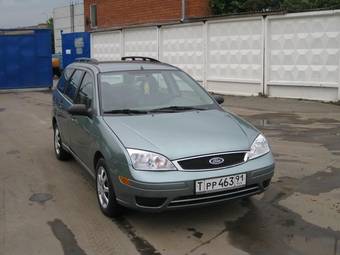 2004 Ford Focus Pictures