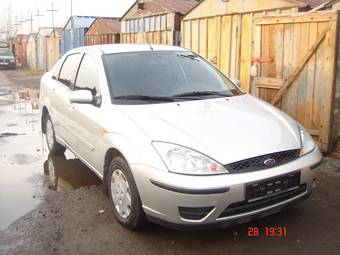 2004 Ford Focus Photos