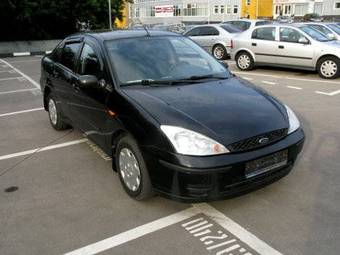 2004 Ford Focus Pictures