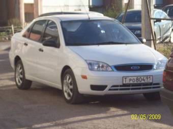 2004 Ford Focus Pictures