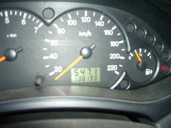 2004 Ford Focus Photos