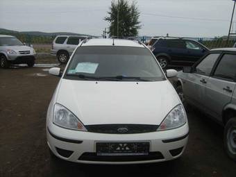 2004 Ford Focus Photos